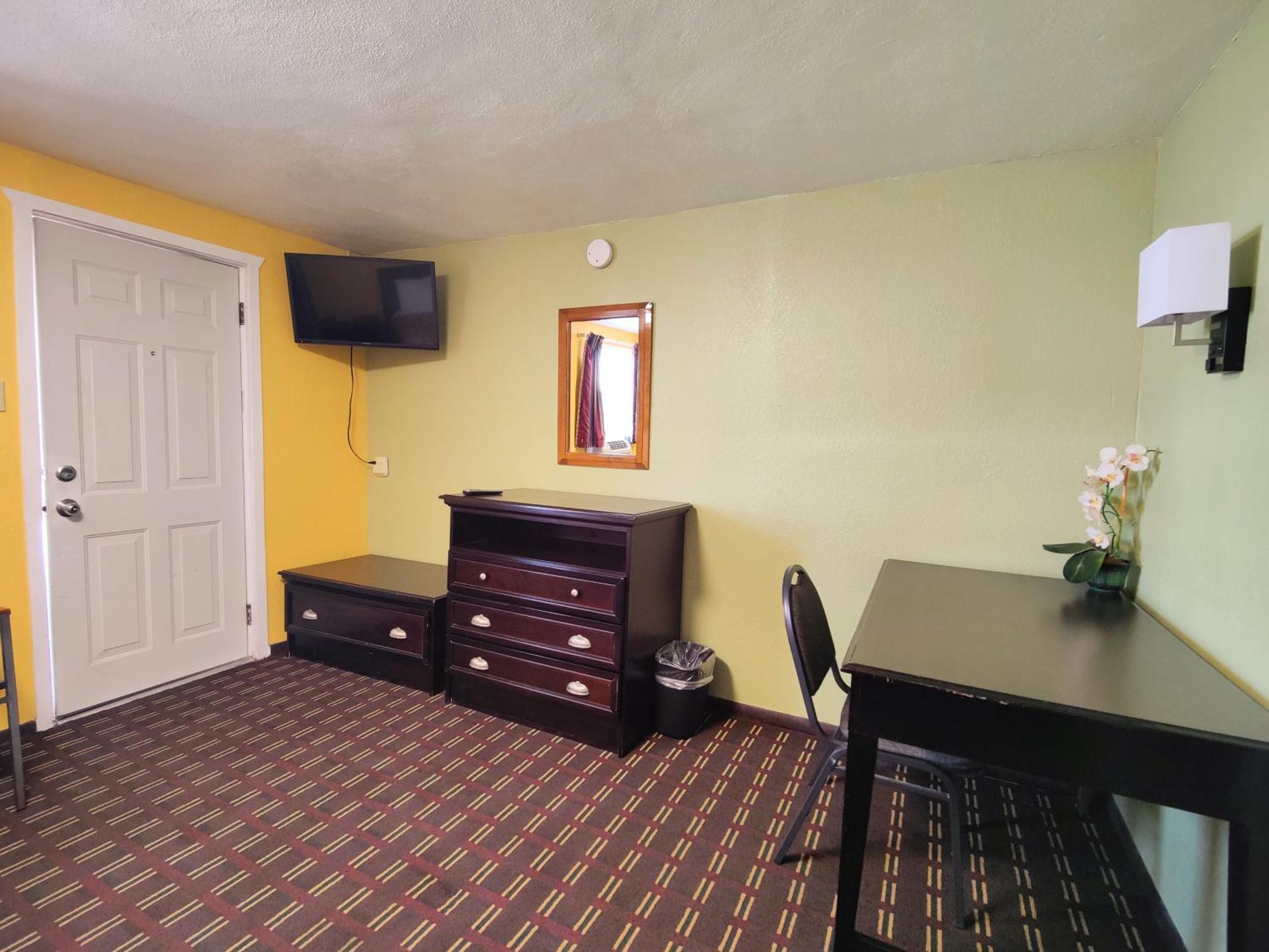 Motel Desert 2*